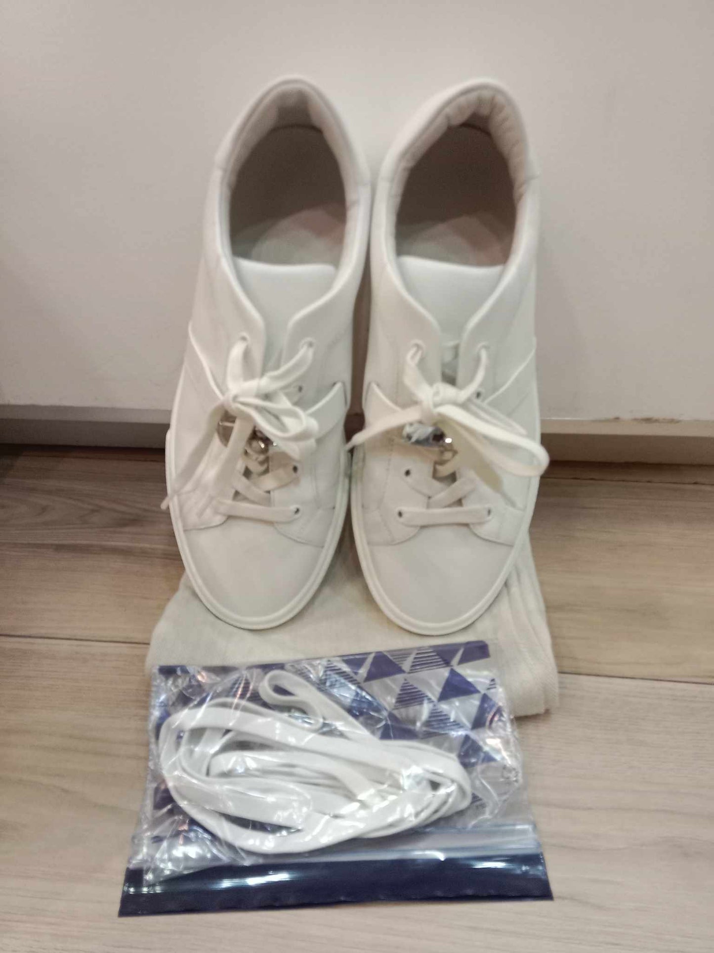 Hermes Day Sneakers White Size 40 1/2