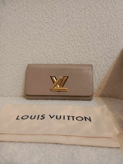 Louis Vuitton Twist Taupe Epi Wallet
