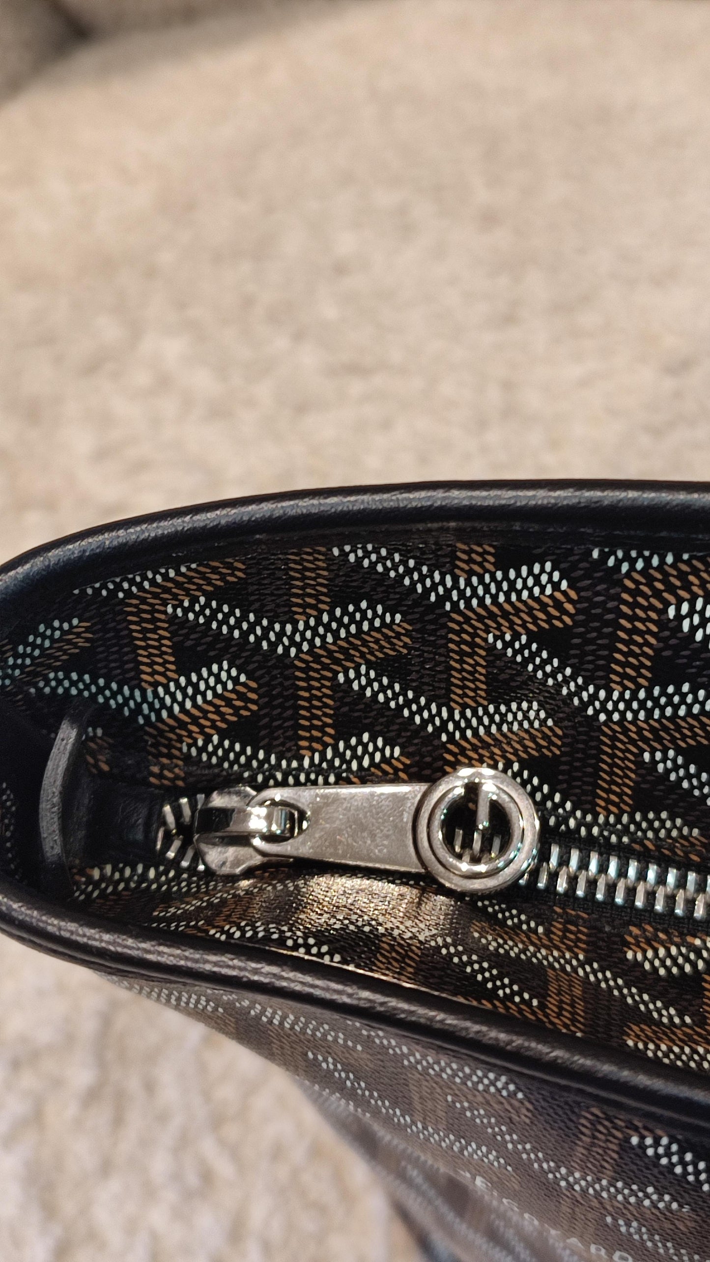 Goyard Artois Black MM