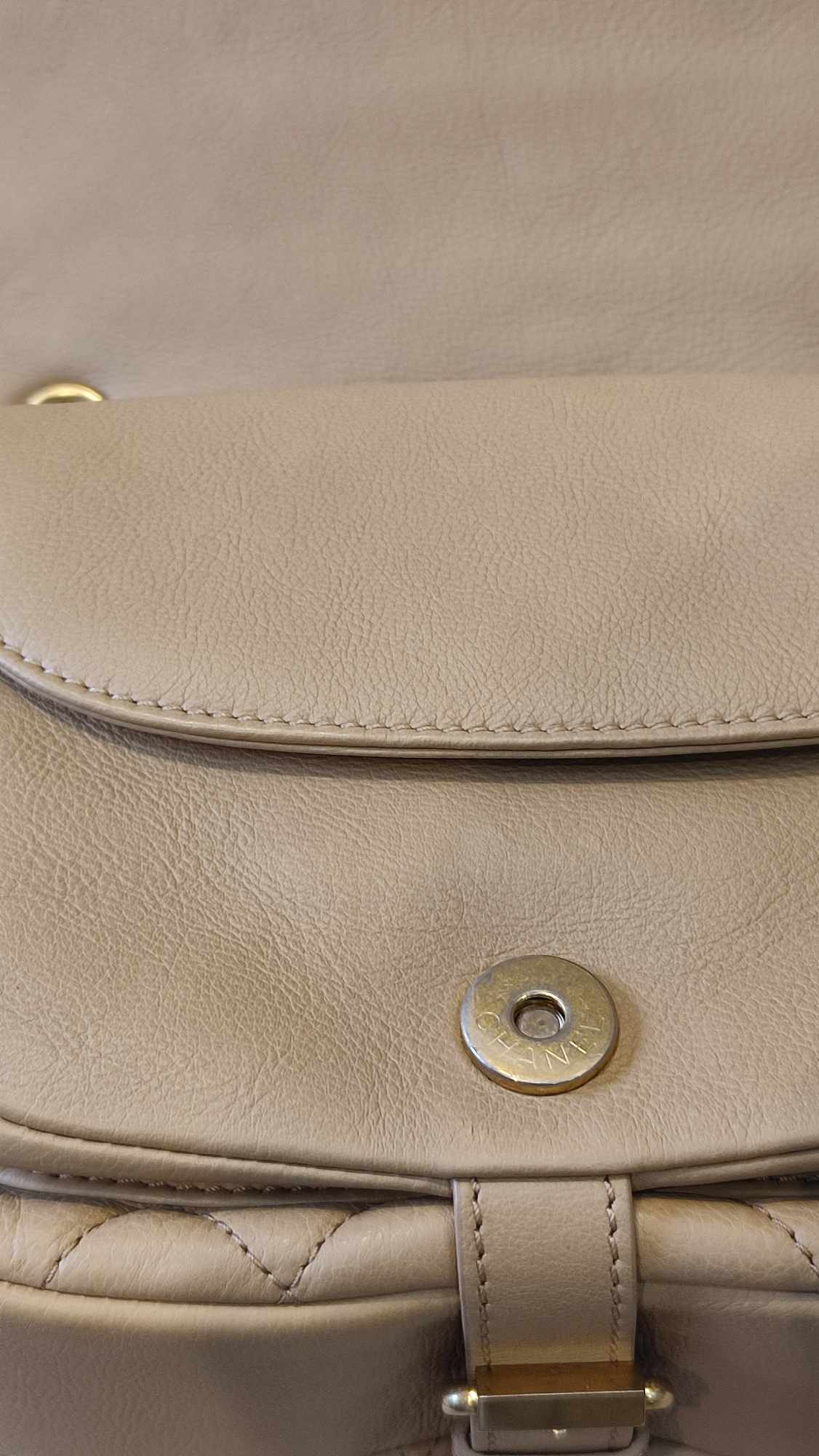 Chanel Messenger Flap Bag Lambskin Beige Series 27 Fullset