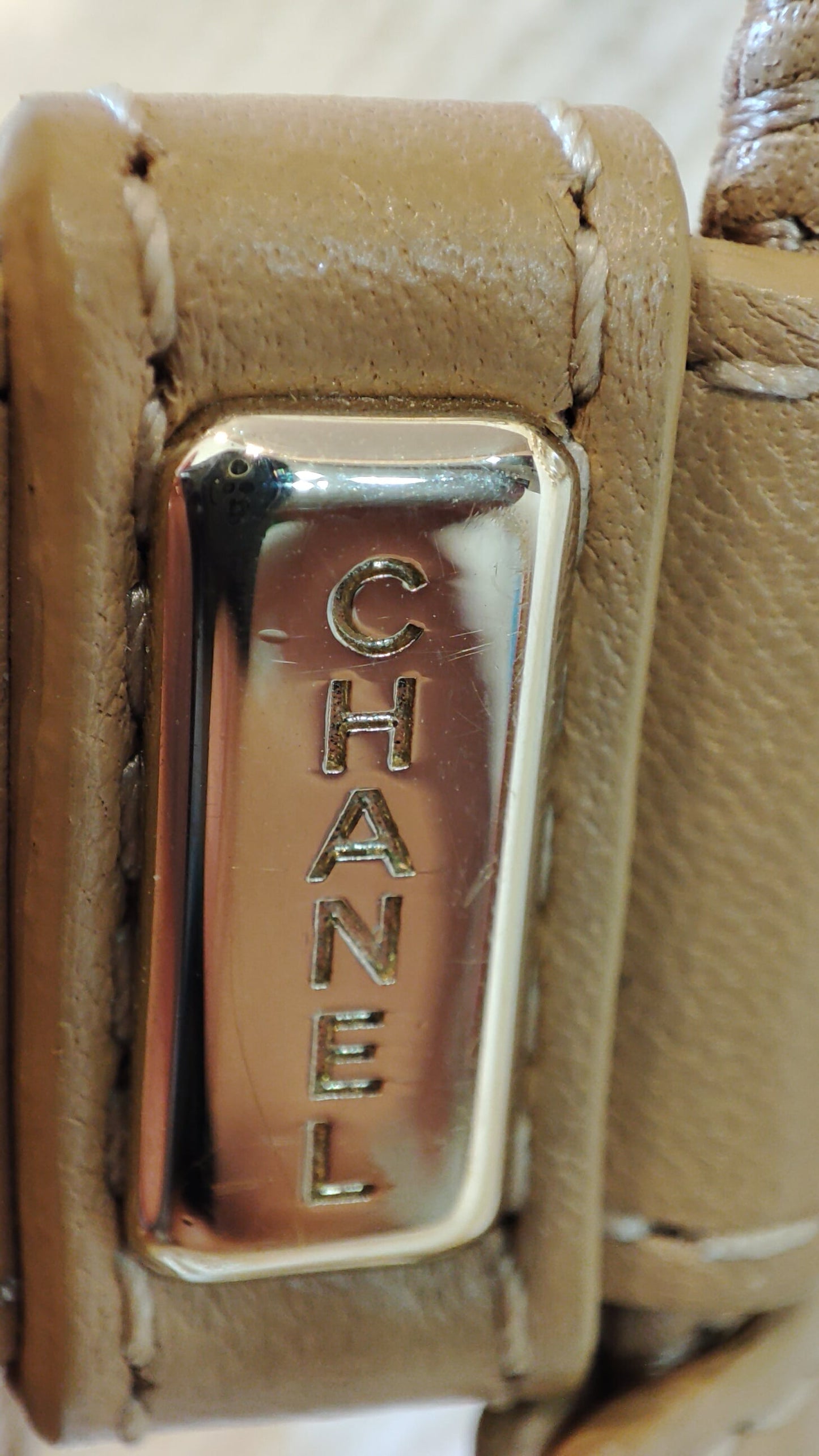 Chanel Deauville Hobo Bucket Bag White Series 29