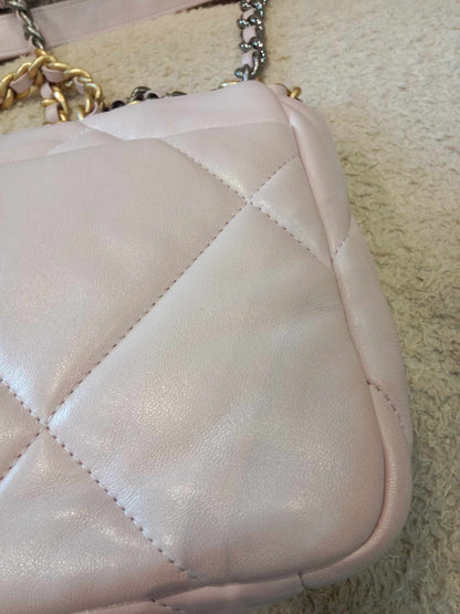 Chanel C19 Light Pink Lambskin Small Flap Series 31