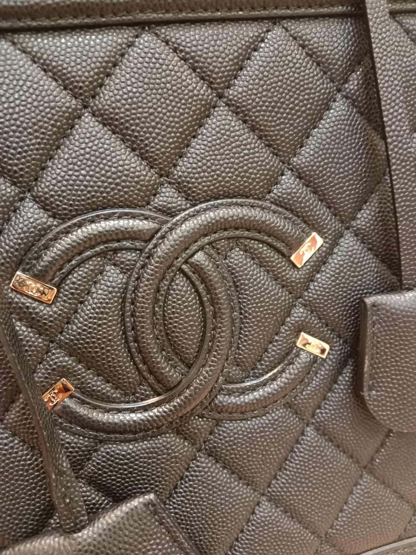 Chanel CC Filigree Vanity Case Caviar Black Large Series 29