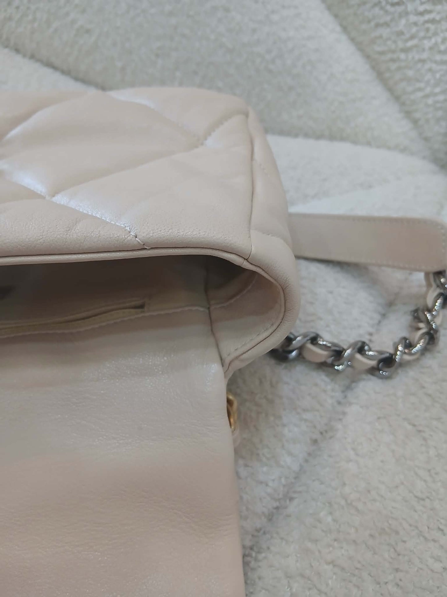 Chanel 19 Beige Lambskin Small Series 30