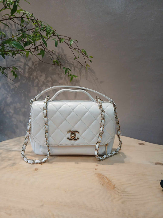 Chanel Affinity White Caviar Series 30