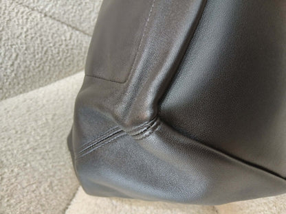 Loewe Squeeze Bag Large Black