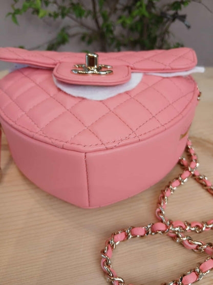 Chanel CC in Love Heart Bag Lambskin Pink Microchipped
