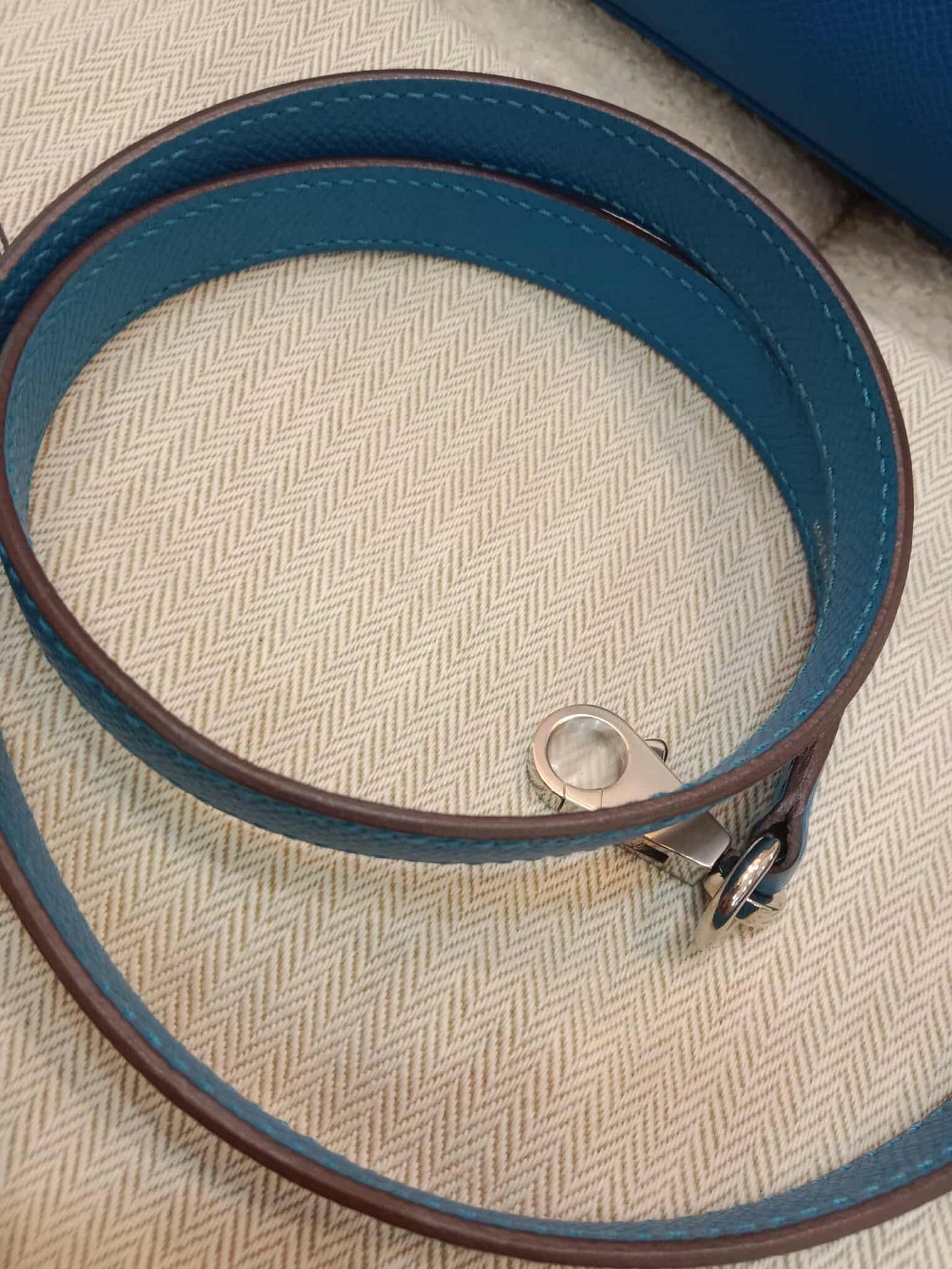 Hermes Kelly 28 Mykonos Sellier Epsom Stamp O Square 2011