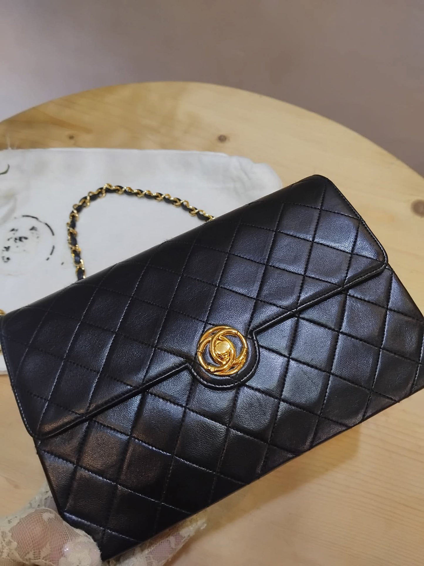 Chanel Circle Lock Flap Vintage CC Lambskin Black Series 1