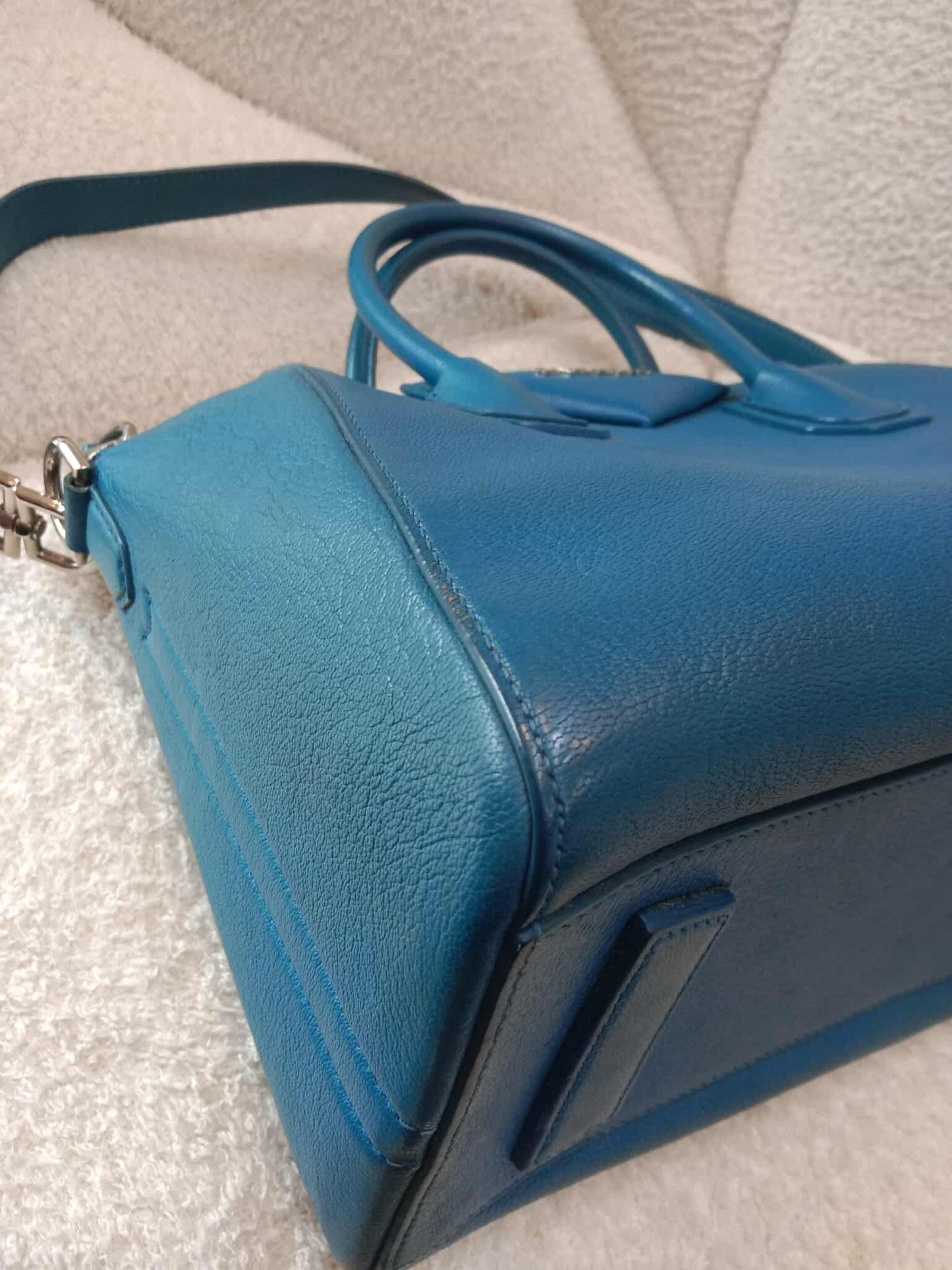 Givenchy Antigona Tophandle Bag Medium Blue