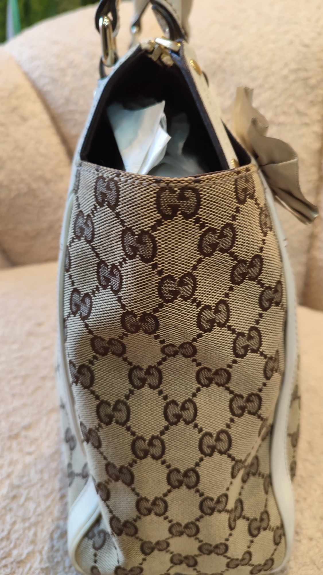 Gucci GG Canvas Trophy Bag Brown/White