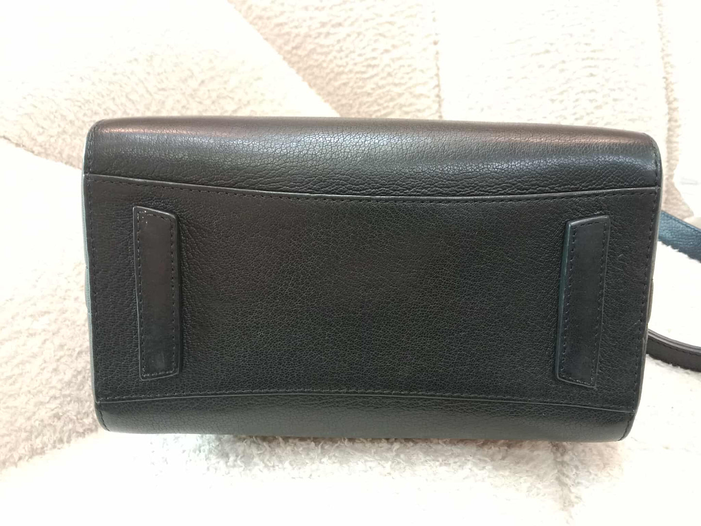 Givenchy Antigona Tophandle Bag Small Black