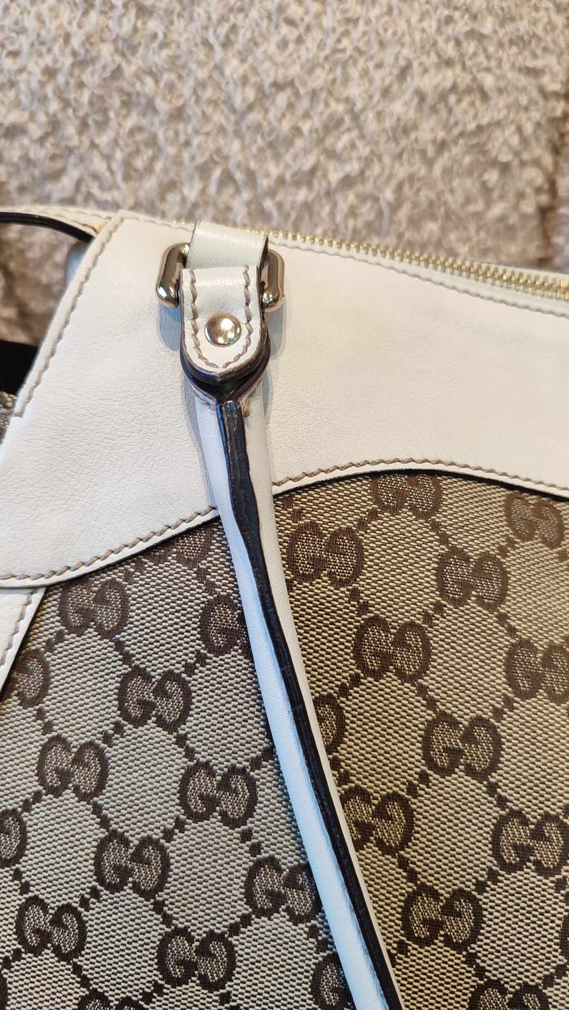 Gucci GG Canvas Trophy Bag Brown/White