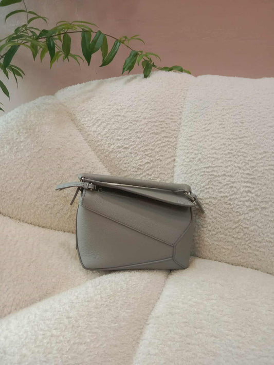 Loewe Puzzle Bag in Pearl Gray