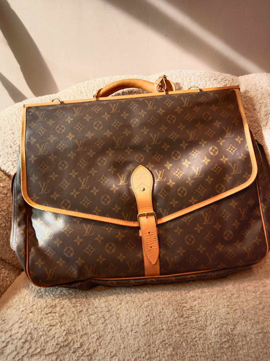 Louis Vuitton Monogram Canvas Sac Chasse 2-Way Handbag