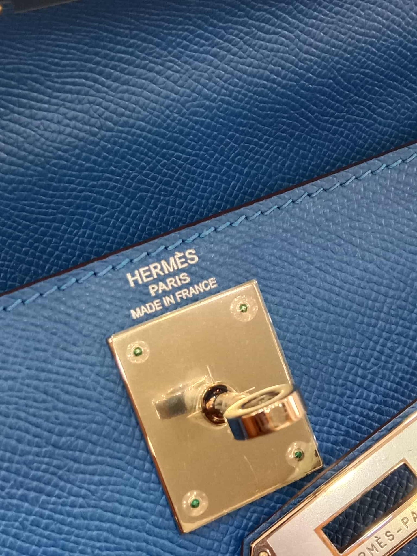Hermes Kelly 28 Mykonos Sellier Epsom Stamp O Square 2011