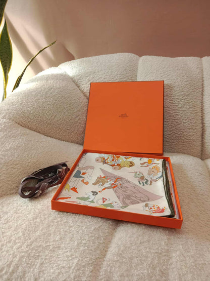 Hermes Academia Hippica 90cm Silk Twill Scarf Blanc/Rose Poudre/Beige by Jan Bajtlik Brandnew