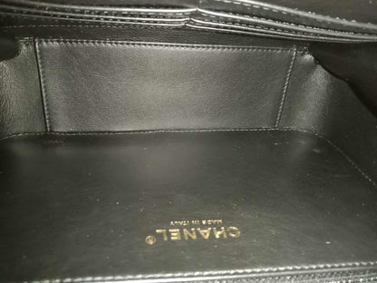 Chanel CC Filigree Vanity Case Caviar Black Large Series 29