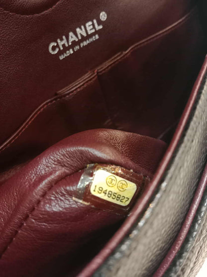 Chanel Classic Double Flap Medium Black Caviar Series 19