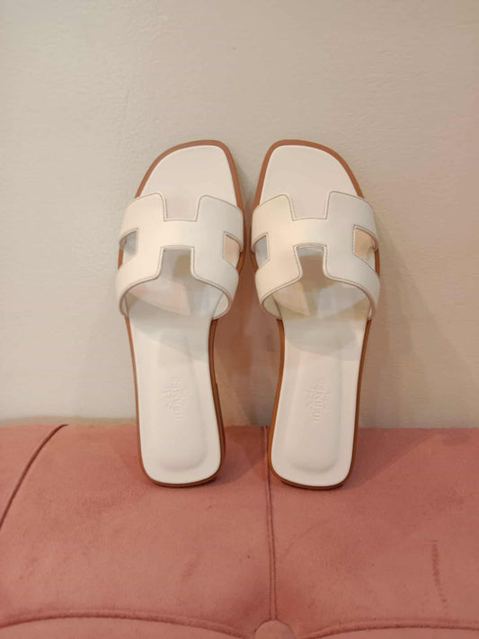 Hermes Oran Blanc Size 36.5 Brandnew