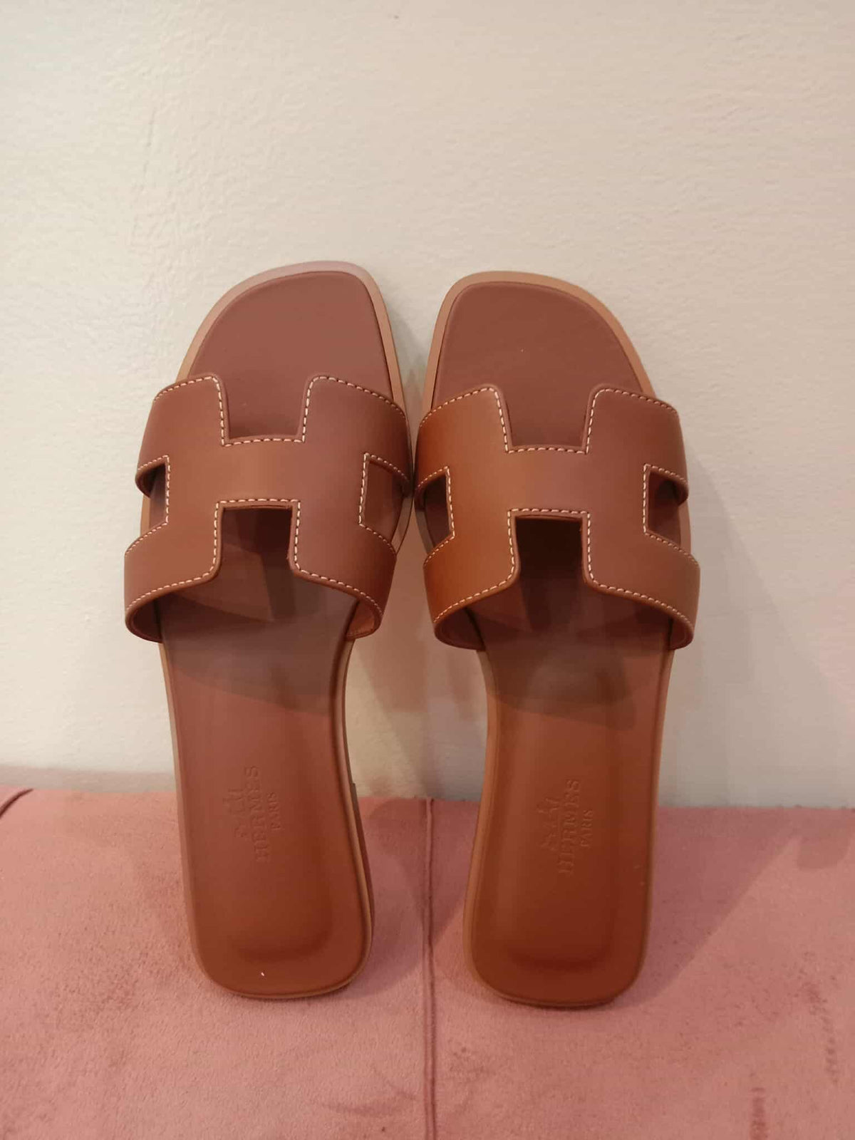 Hermes Oran Gold Size 36