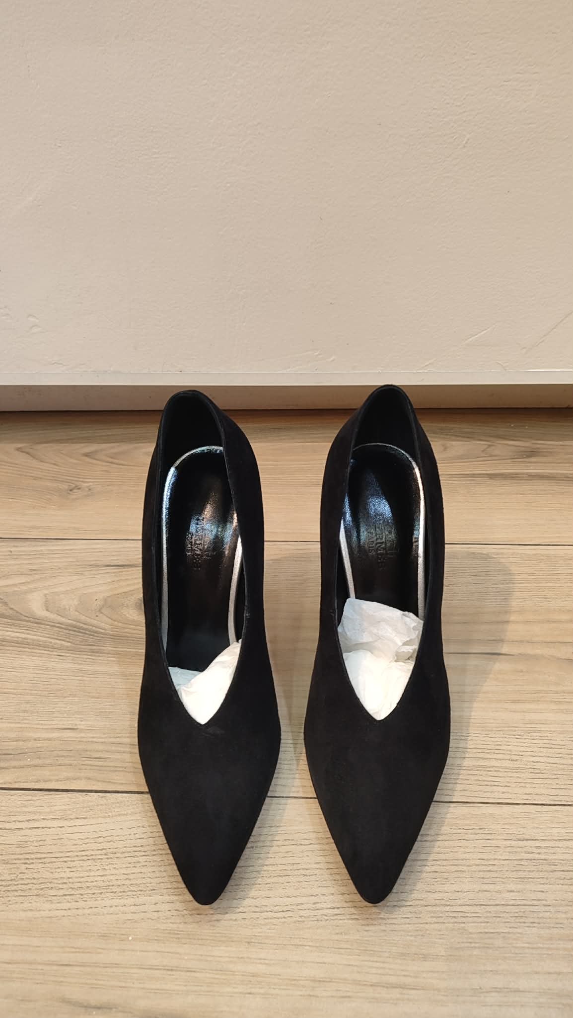 Hermes Pump Heels Velvet Noir Size 37
