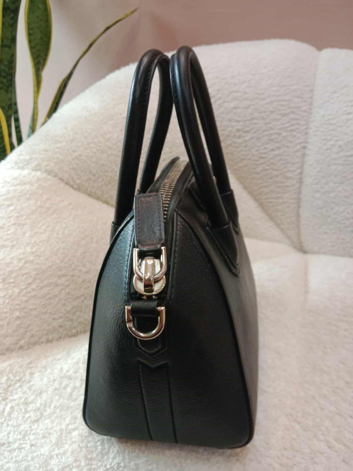 Givenchy Antigona Tophandle Bag Small Black