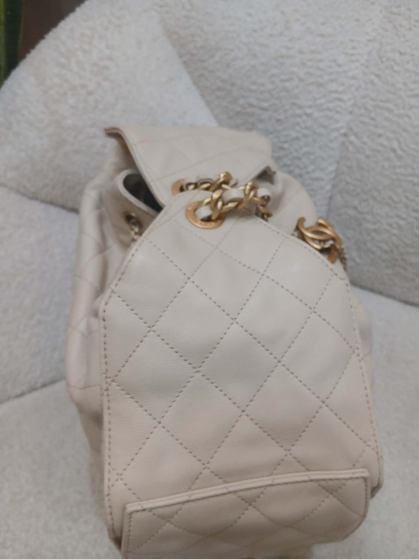 Chanel 25 Beige Caviar Medium Microchipped