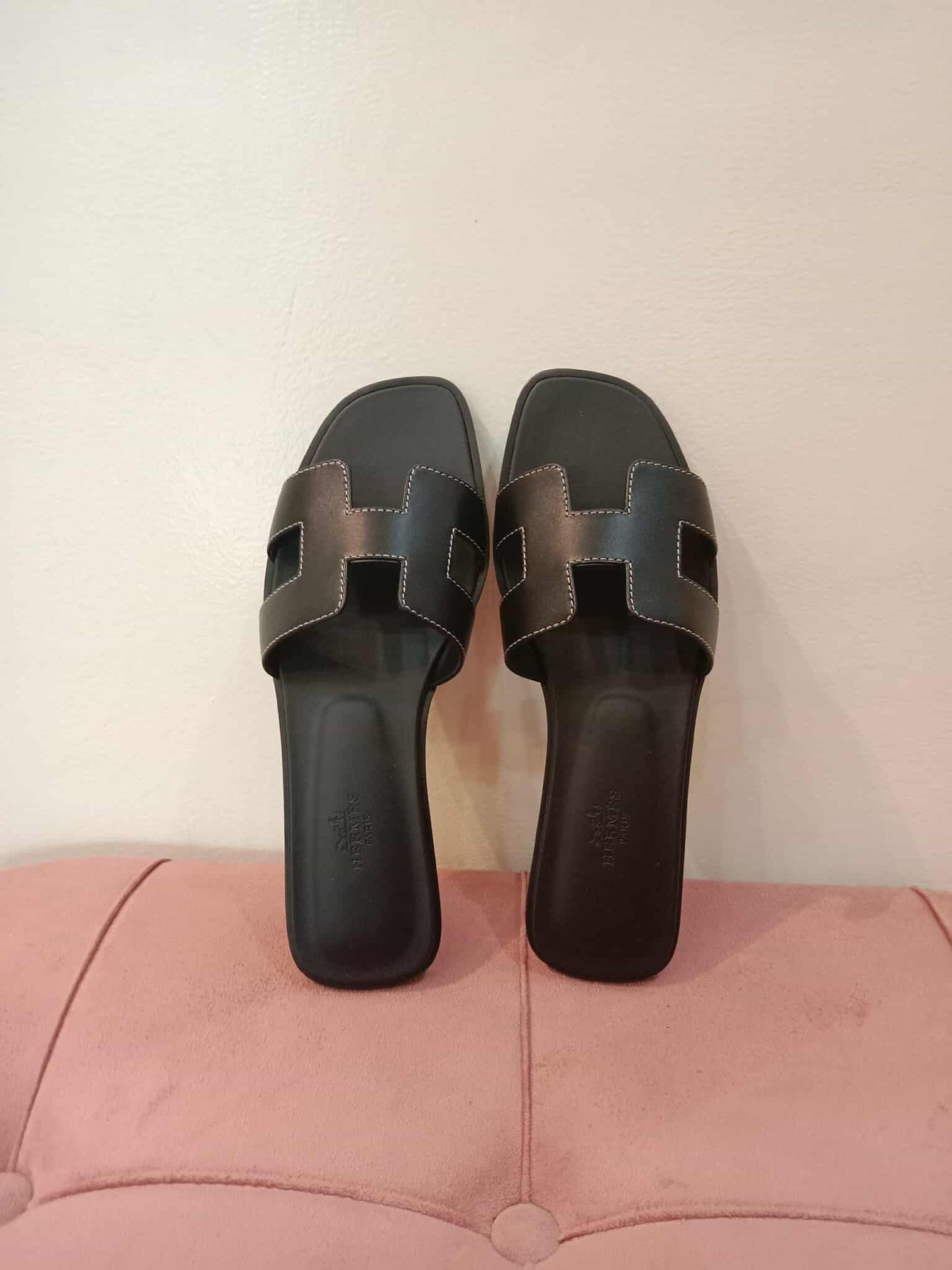 Hermes Oran Noir Size 37 Brandnew