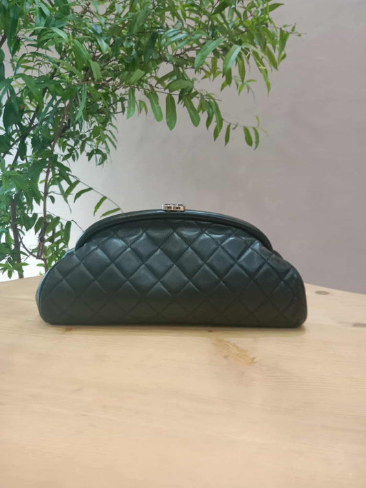 Chanel Diamond Quilted Timeless Clutch Lambskin Series 15