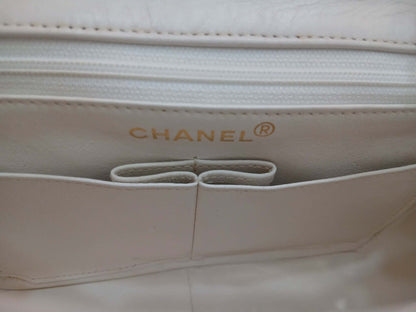 Chanel Matelasse Lambskin Vintage Flap White Series 1