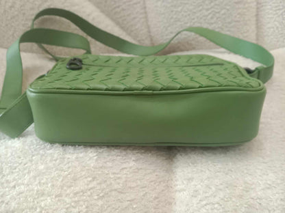 Bottega Veneta Nappa Intrecciato Camera