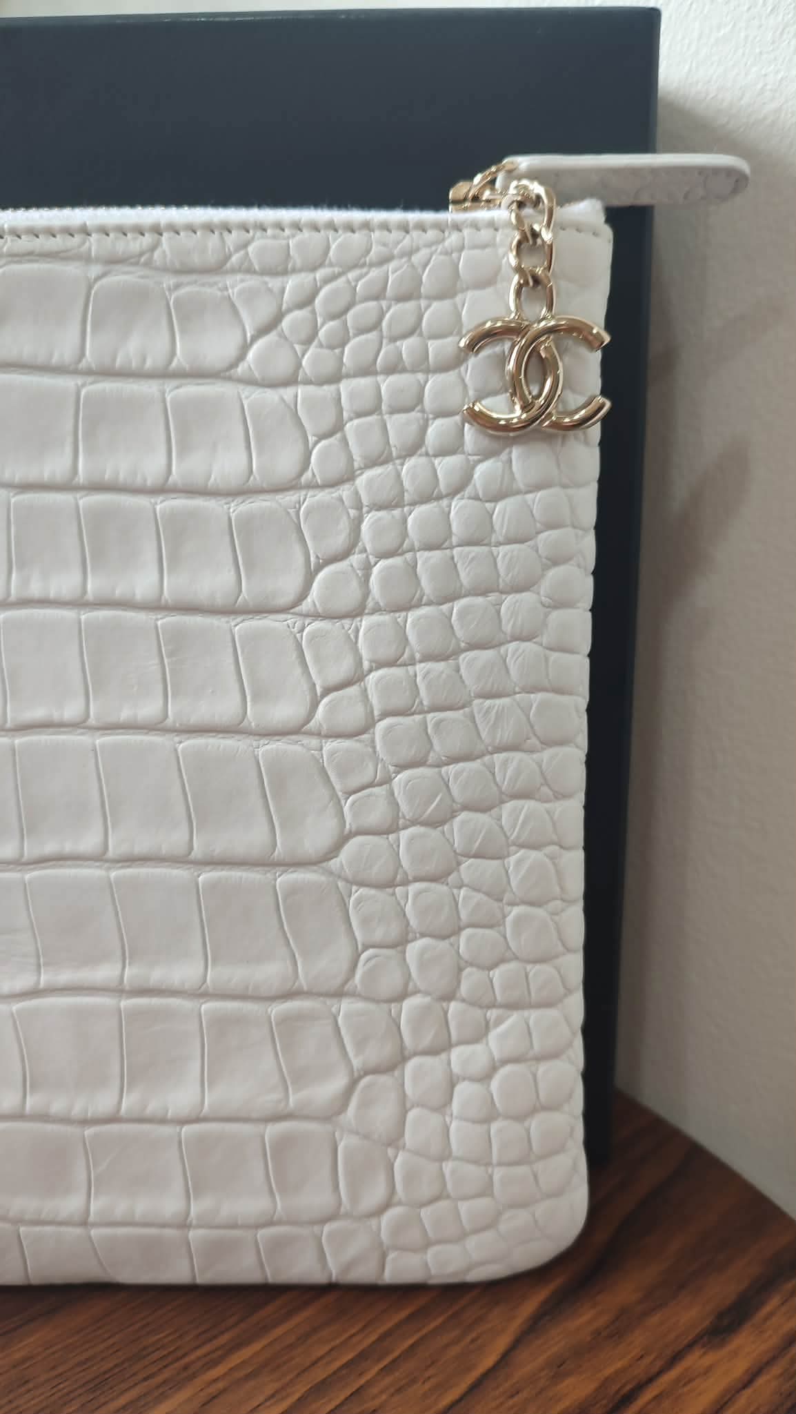 Chanel OCase Croc Embossed White Series 28
