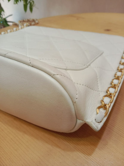 Chanel 21S Hobo Bag Qulted Lambskin White Series 31