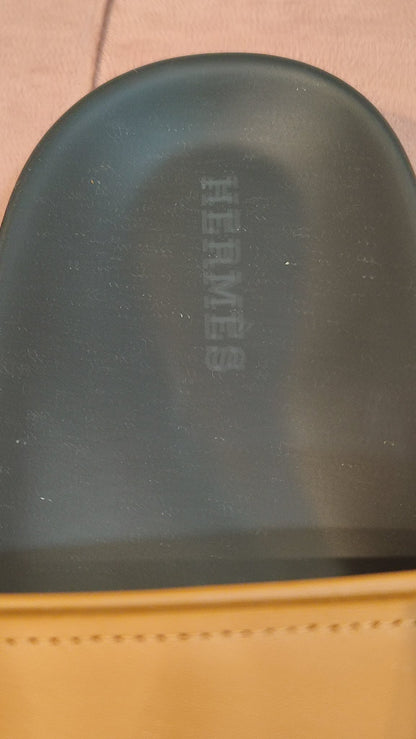 Hermes Chypre Camel Size 38.5