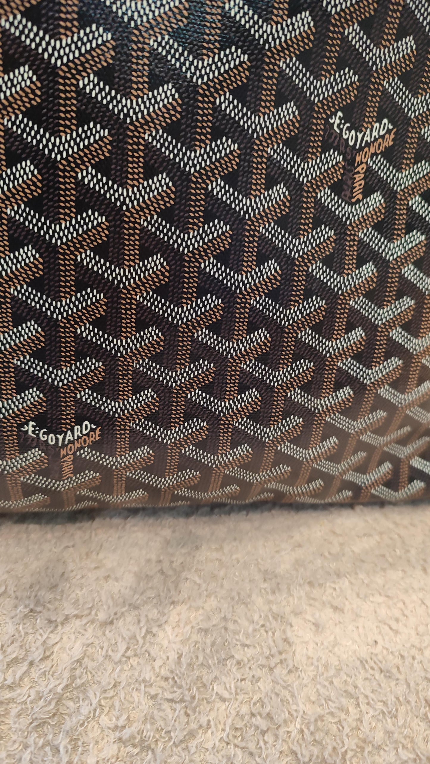 Goyard Artois Black MM