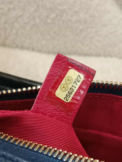 Chanel Gabrielle Small Hobo Bag in Navy/Black Calfskin Series 25