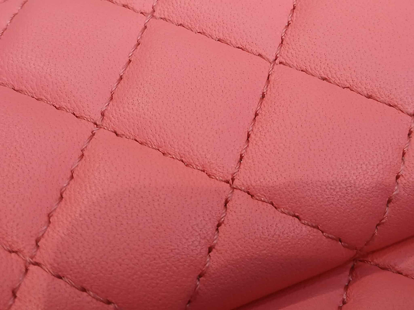 Chanel CC in Love Heart Bag Lambskin Pink Microchipped