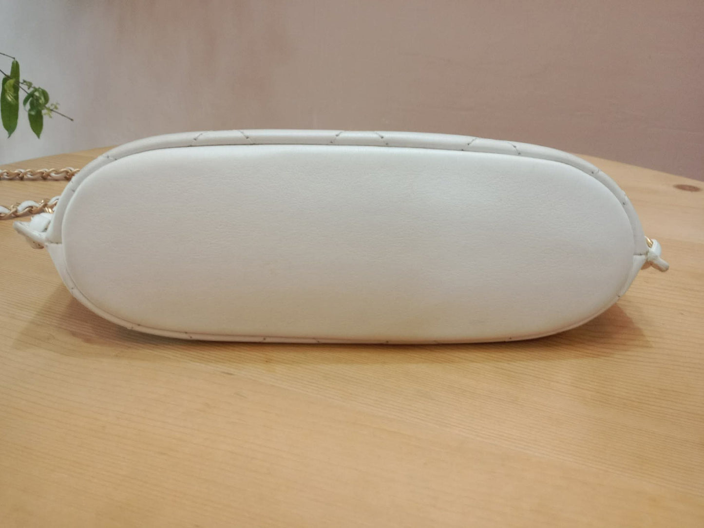 Chanel 21S Hobo Bag Qulted Lambskin White Series 31