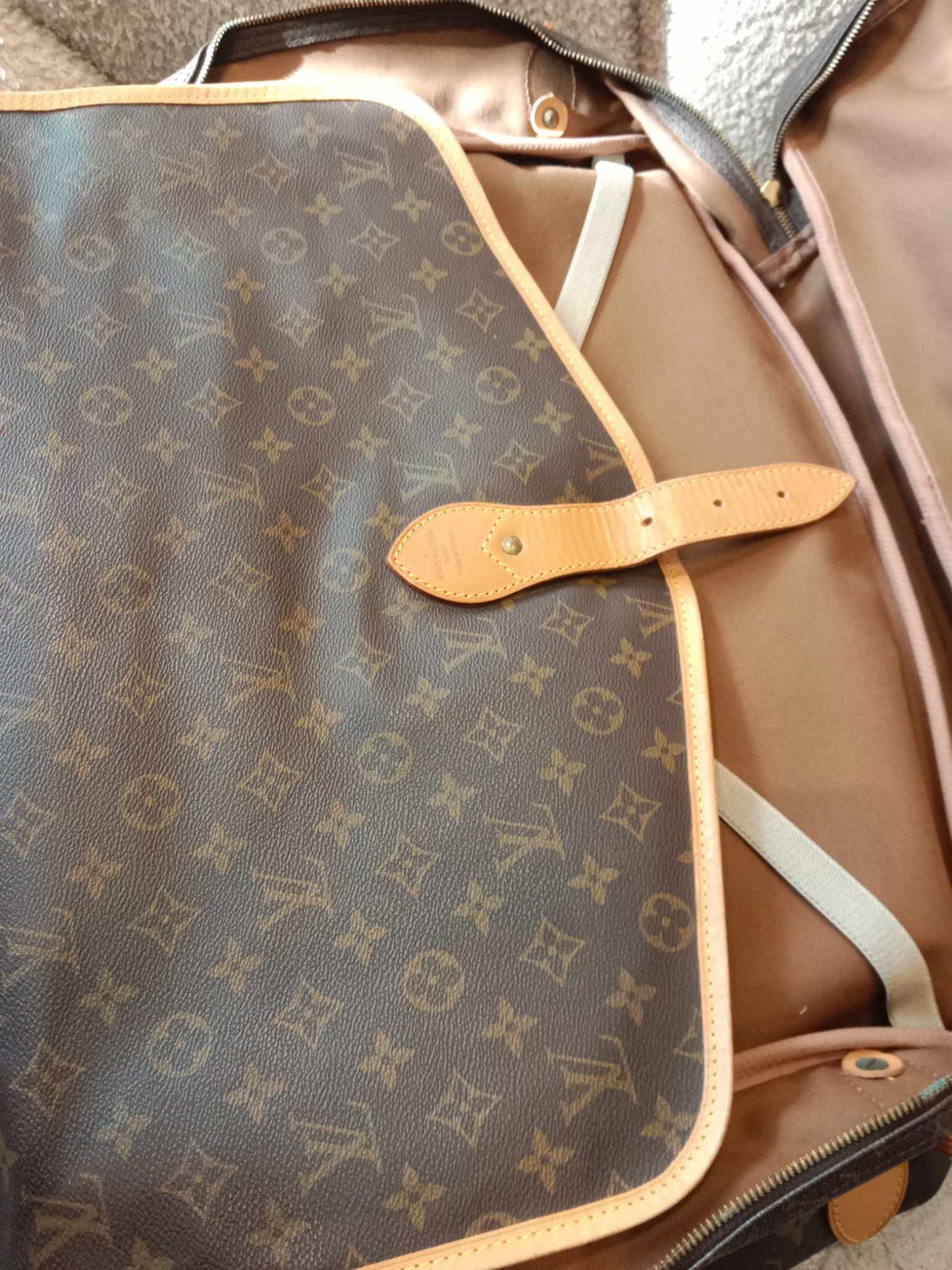 Louis Vuitton Monogram Canvas Sac Chasse 2-Way Handbag