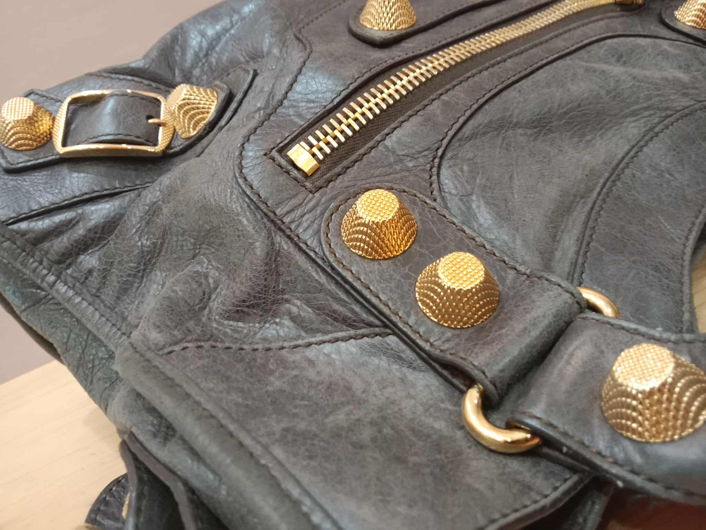 Balenciaga Giant City Bag Distressed Lambski Black
