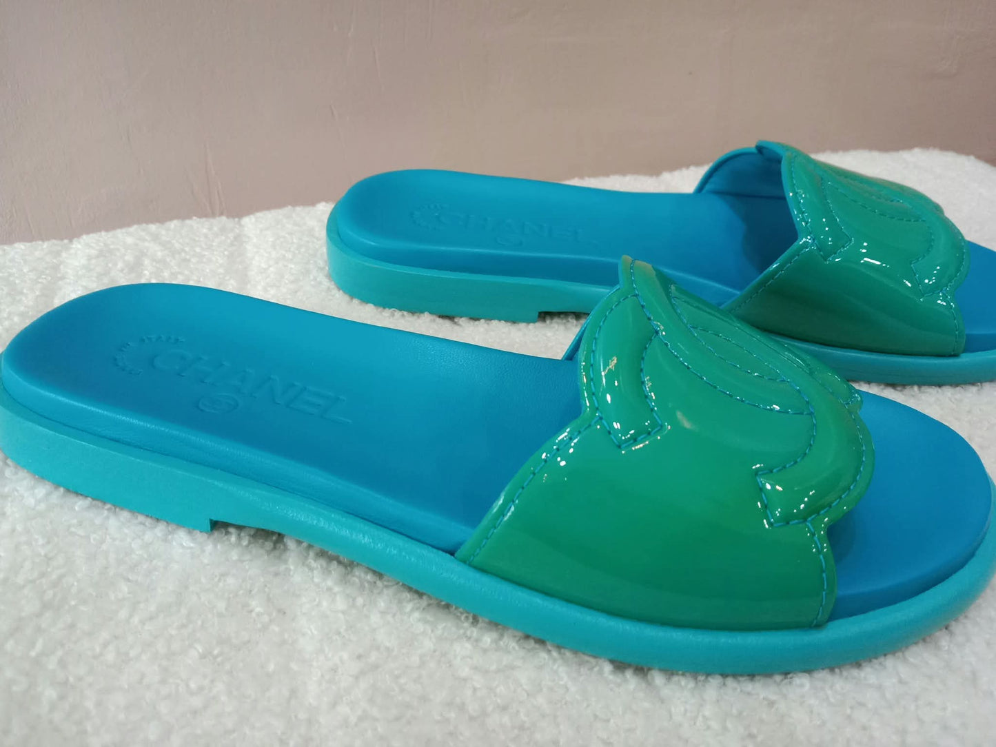 Chanel Turquiose and Green Patent Leather CC Flat Slide Sandals Size 36