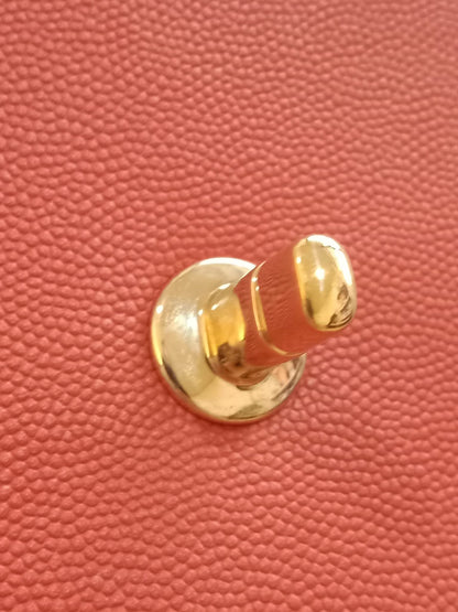 Chanel Business Affinity Red Medium Series 28