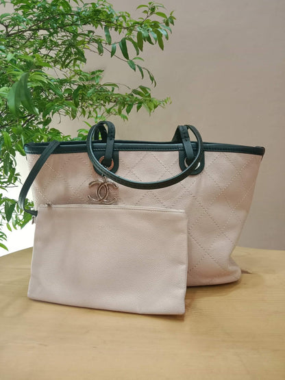 Chanel Totebag Light Pink Series 19