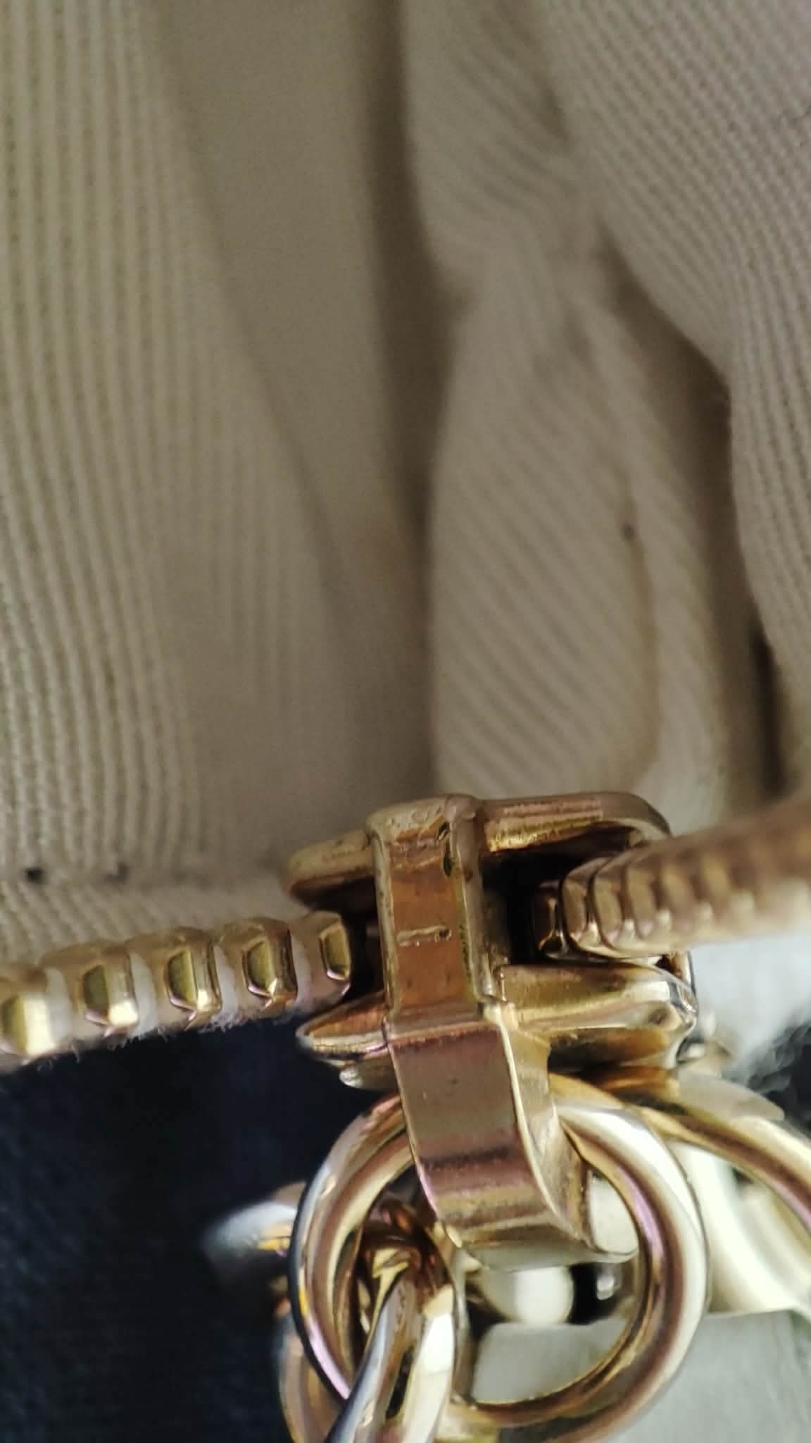 Chanel OCase Croc Embossed White Series 28
