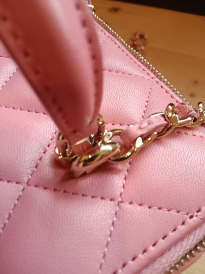 Chanel Vanity Tophandle Lambskin Pink Microchipped