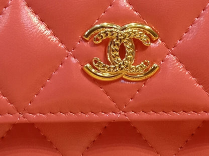 Chanel VIC Gift Quilted Mini Wallet on Chain in Pink/Coral Apricot MIcrochipped