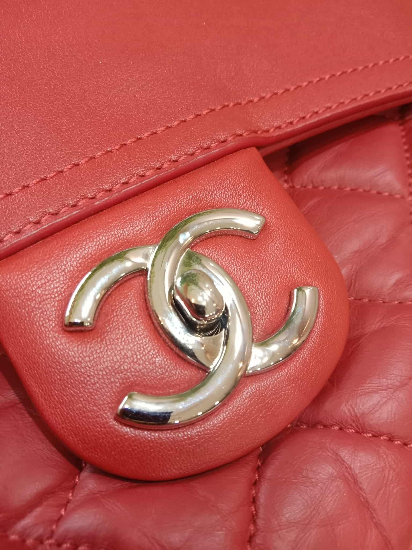 Chanel Mix Flap Messenger Bag Red Series 15