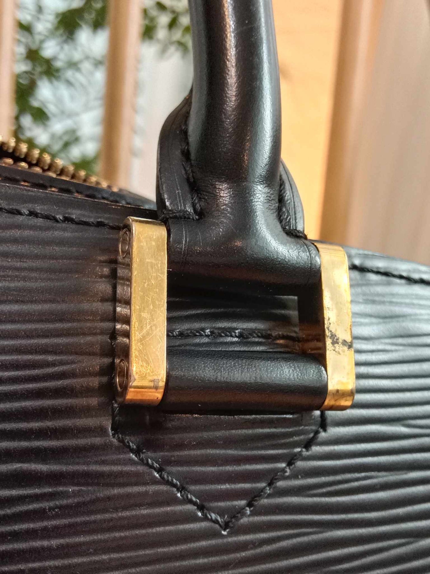 Louis Vuitton Black Epi Leather Pont Neuf Handbag PM