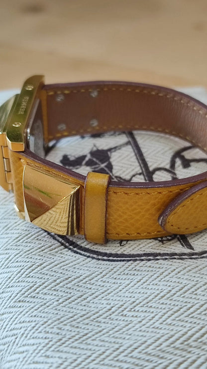 Hermes Vintage Gold Plated Medor Watch Epsom Yellow Stamp Y Circle 1995
